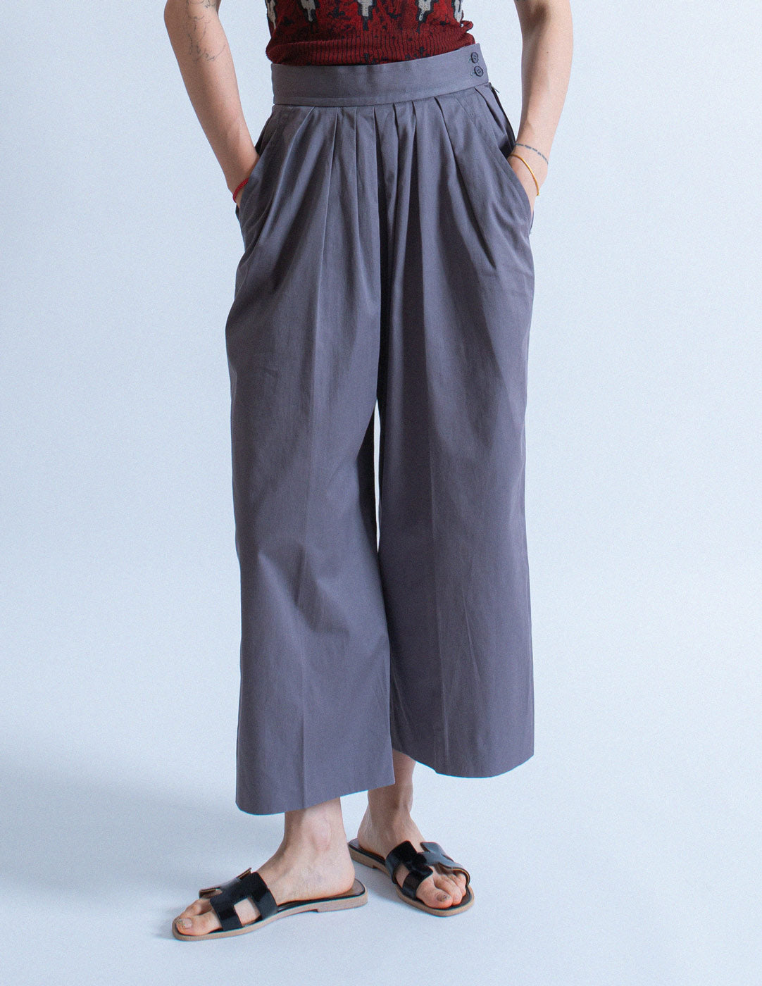 Yves Saint Laurent vintage high waisted gray cotton culottes front detail