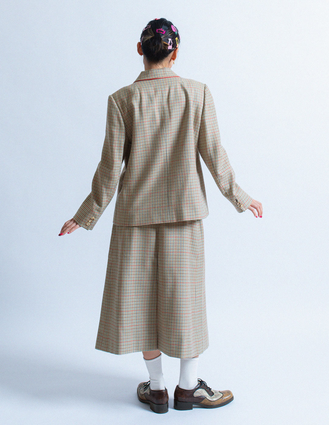 vintage multi-colored houndstooth wool skirt suit