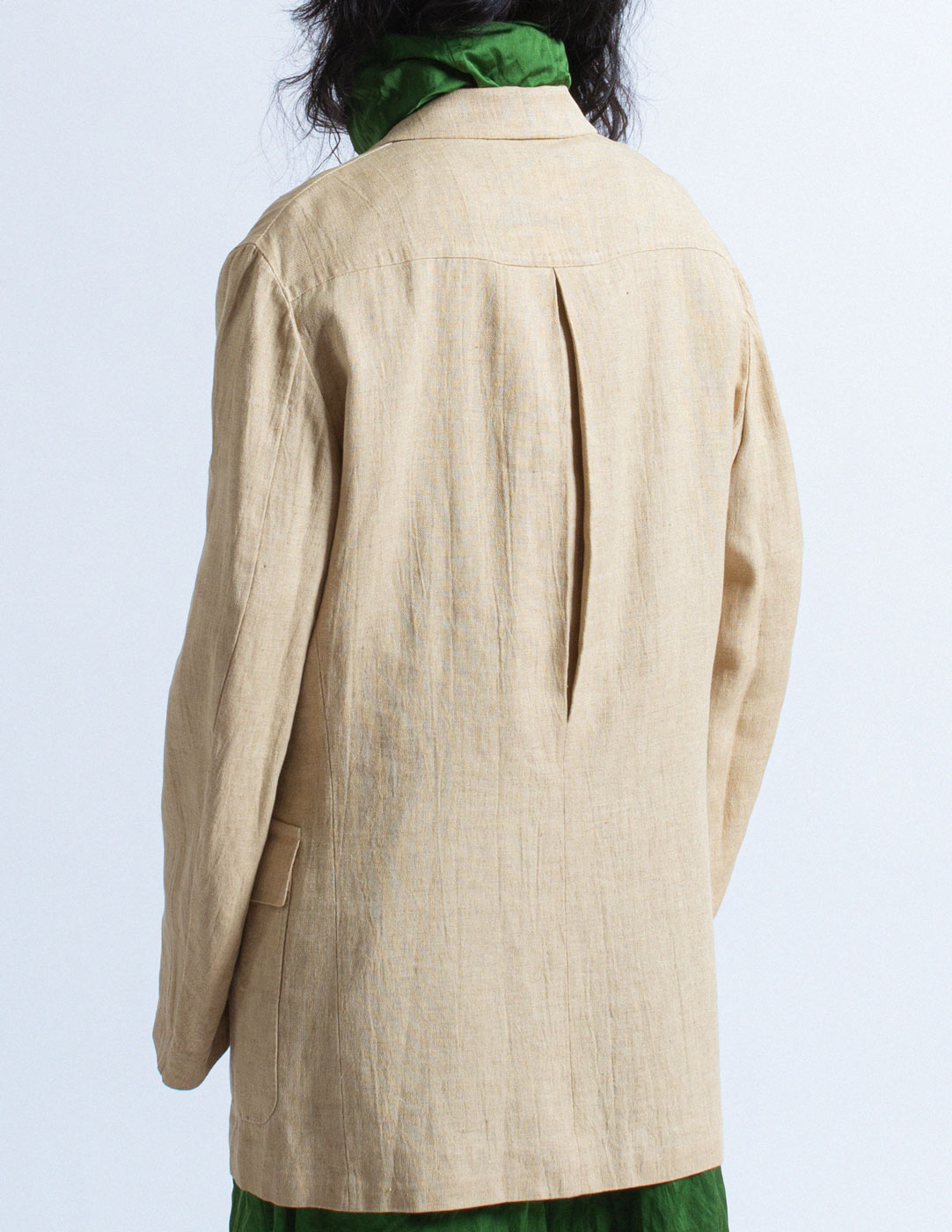 Hermès vintage sand linen buttoned blazer back detail
