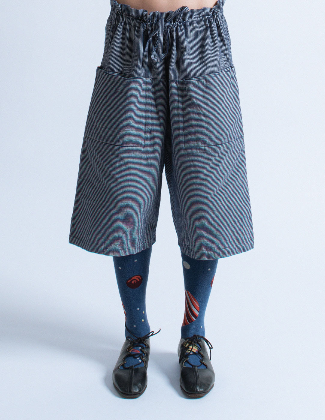 Issey Miyake navy pinstripe drawstring wide legged shorts front detail