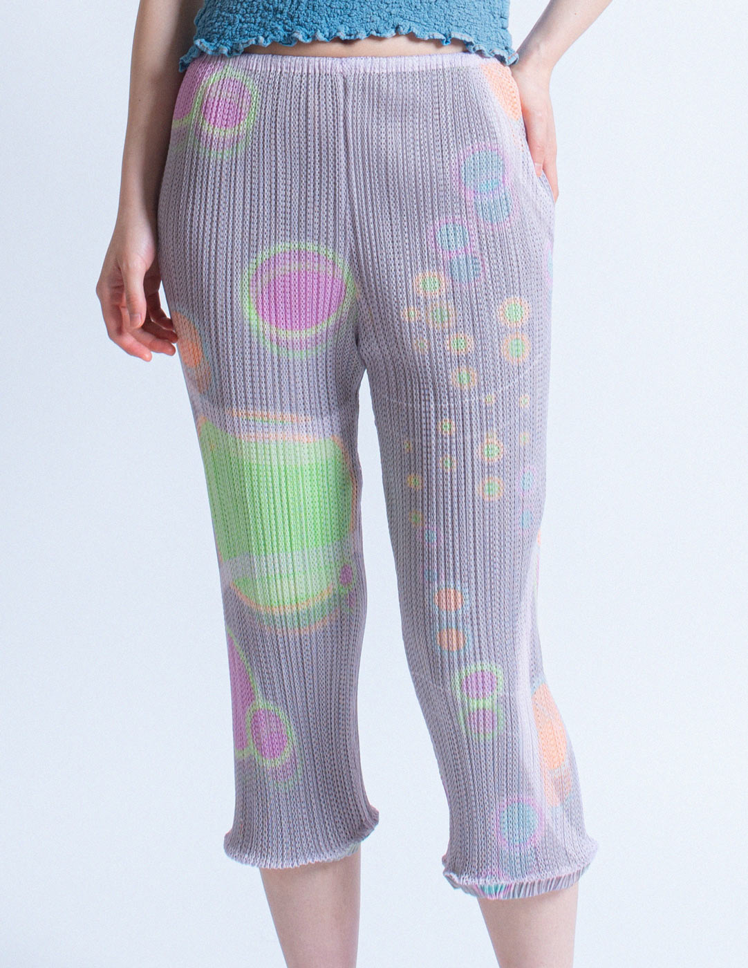 Pleats Please vintage lavender planet pleated layered capri front detail