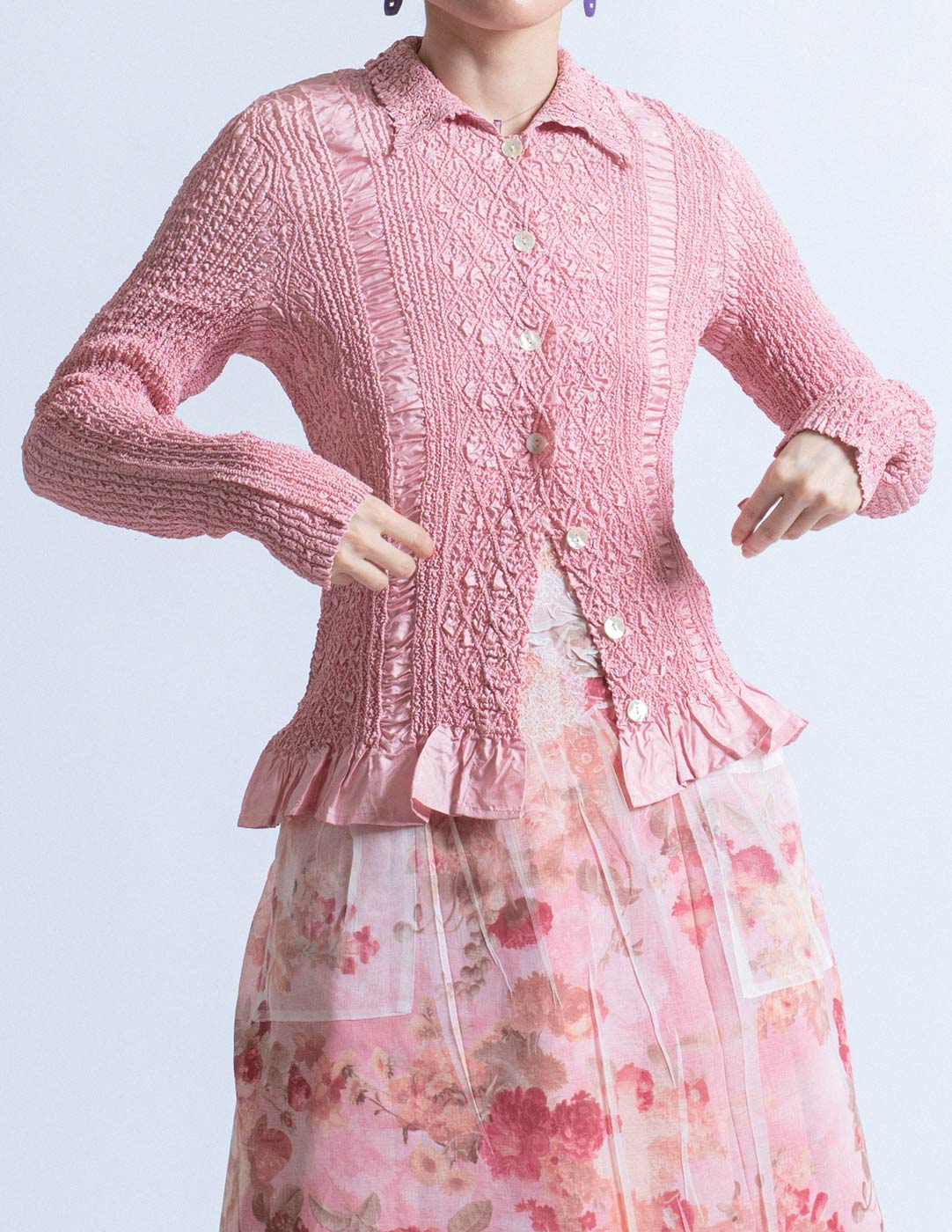 Yoshiki Hishinuma Peplum pink crinkled button-up top detail