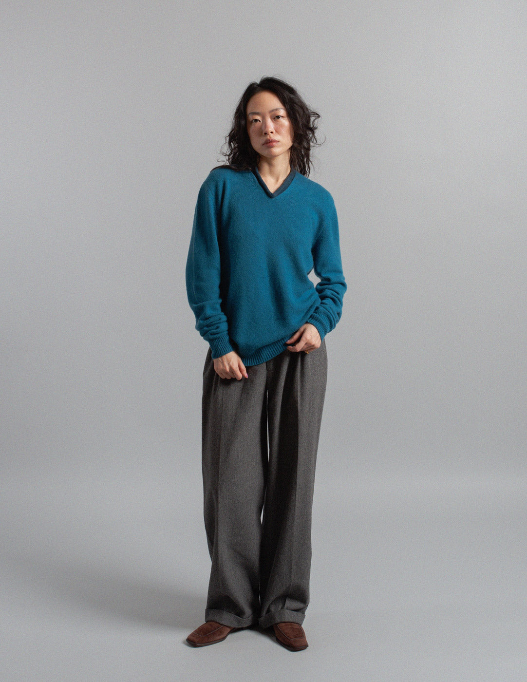 Hermès teal v-neck cashmere sweater