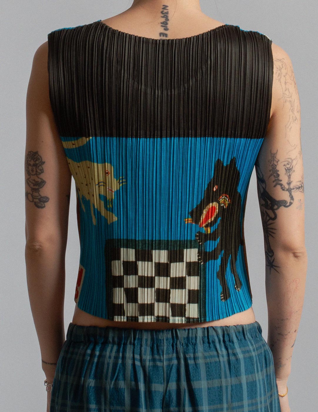 Pleats Please vintage animal print pleated crop top back detail