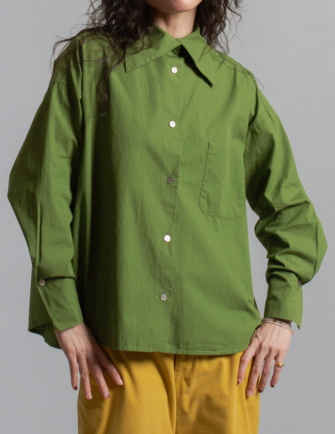 Romeo Gigli vintage earthy moss green cotton shirt detail