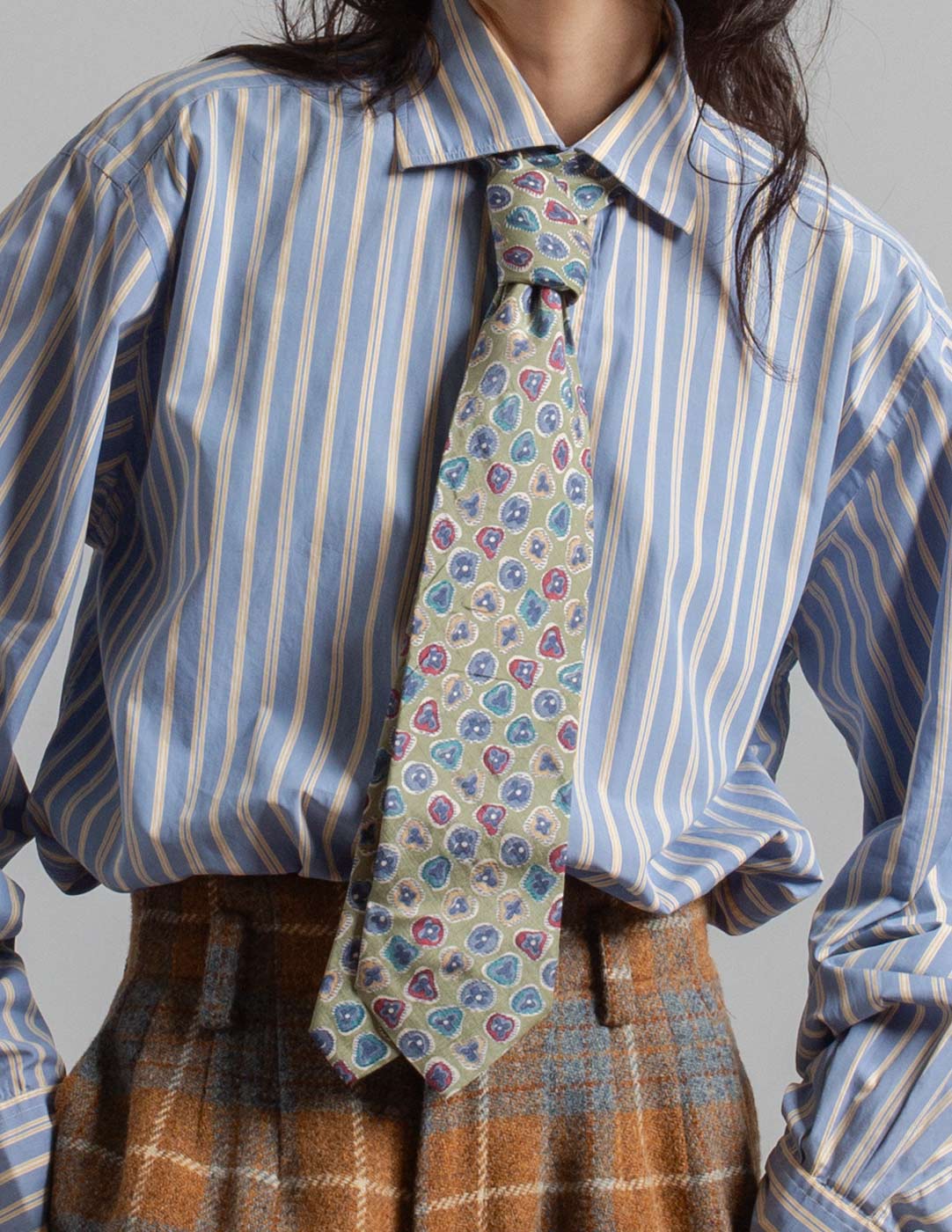 Yves Saint Laurent vintage abstract flower motif silk tie front detail