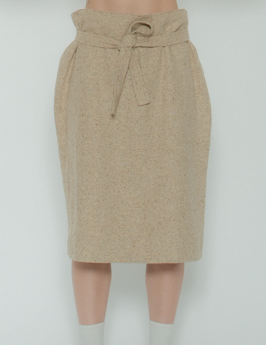 Hermès vintage beige tweed skirt with belt detail