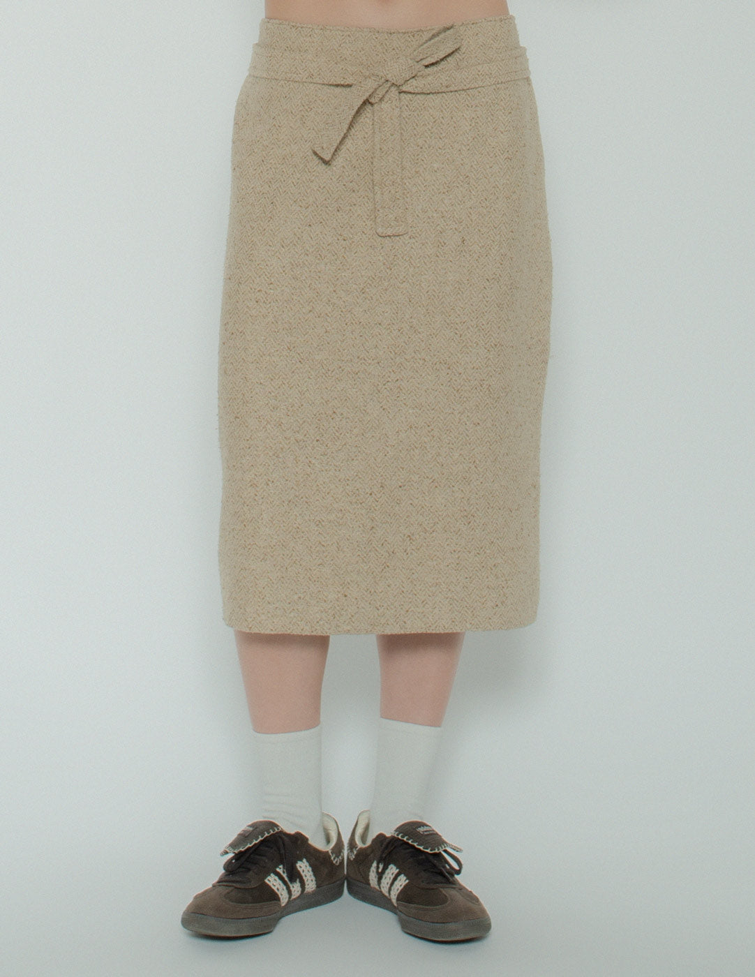 Hermès vintage beige tweed skirt with belt front detail