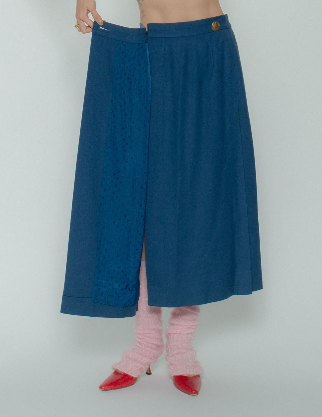 Hermès vintage wool wrap pleated skirt open detail