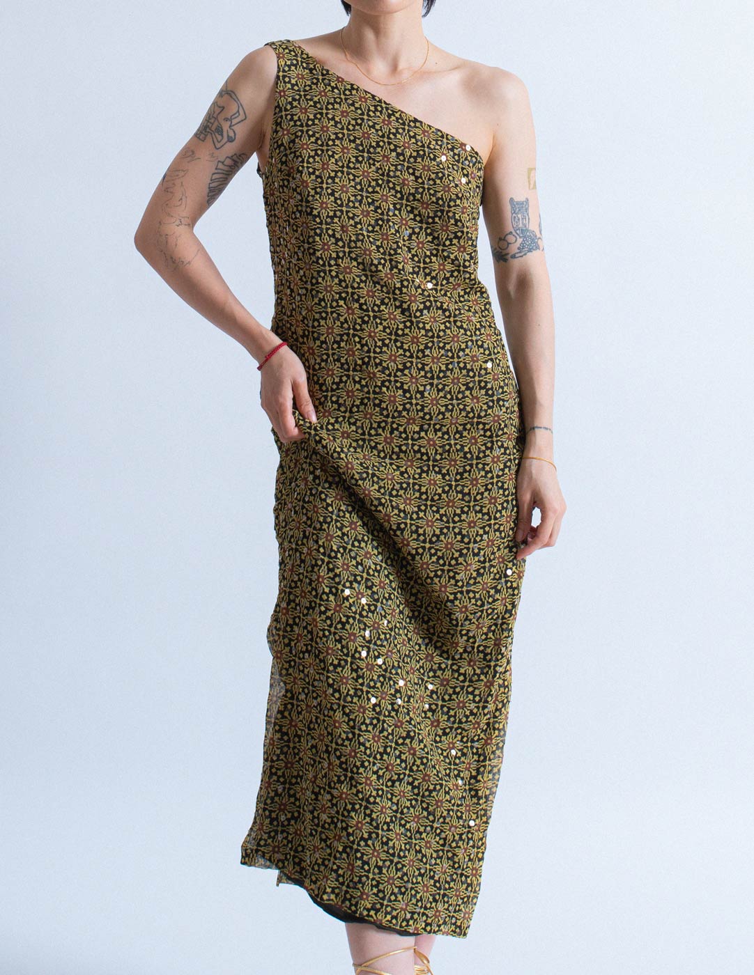 Versus vintage patterned sequin silk dress front detail