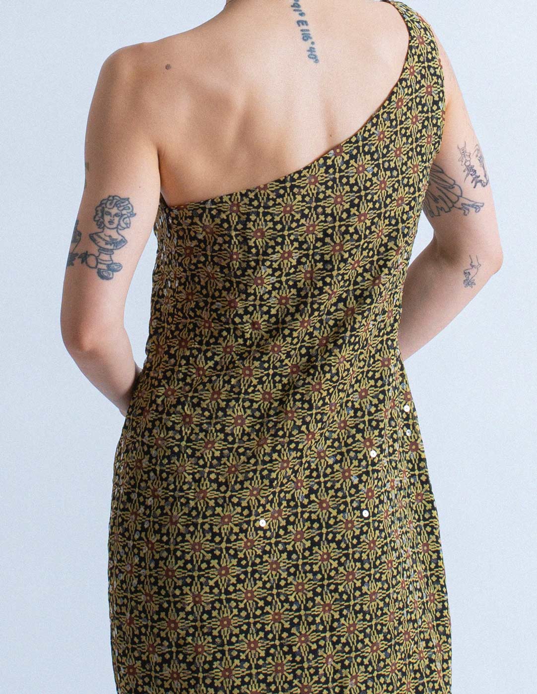 Versus vintage patterned sequin silk dress back detail