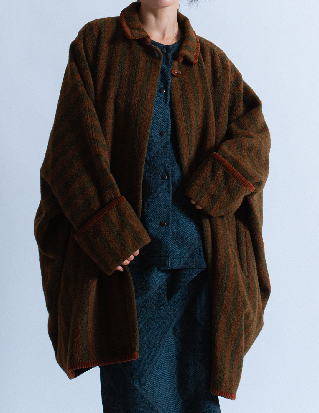 Gianni Versace vintage Maillard cape wool coat open detail