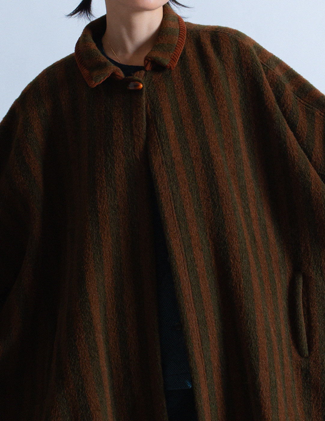 Gianni Versace vintage Maillard cape wool coat detail