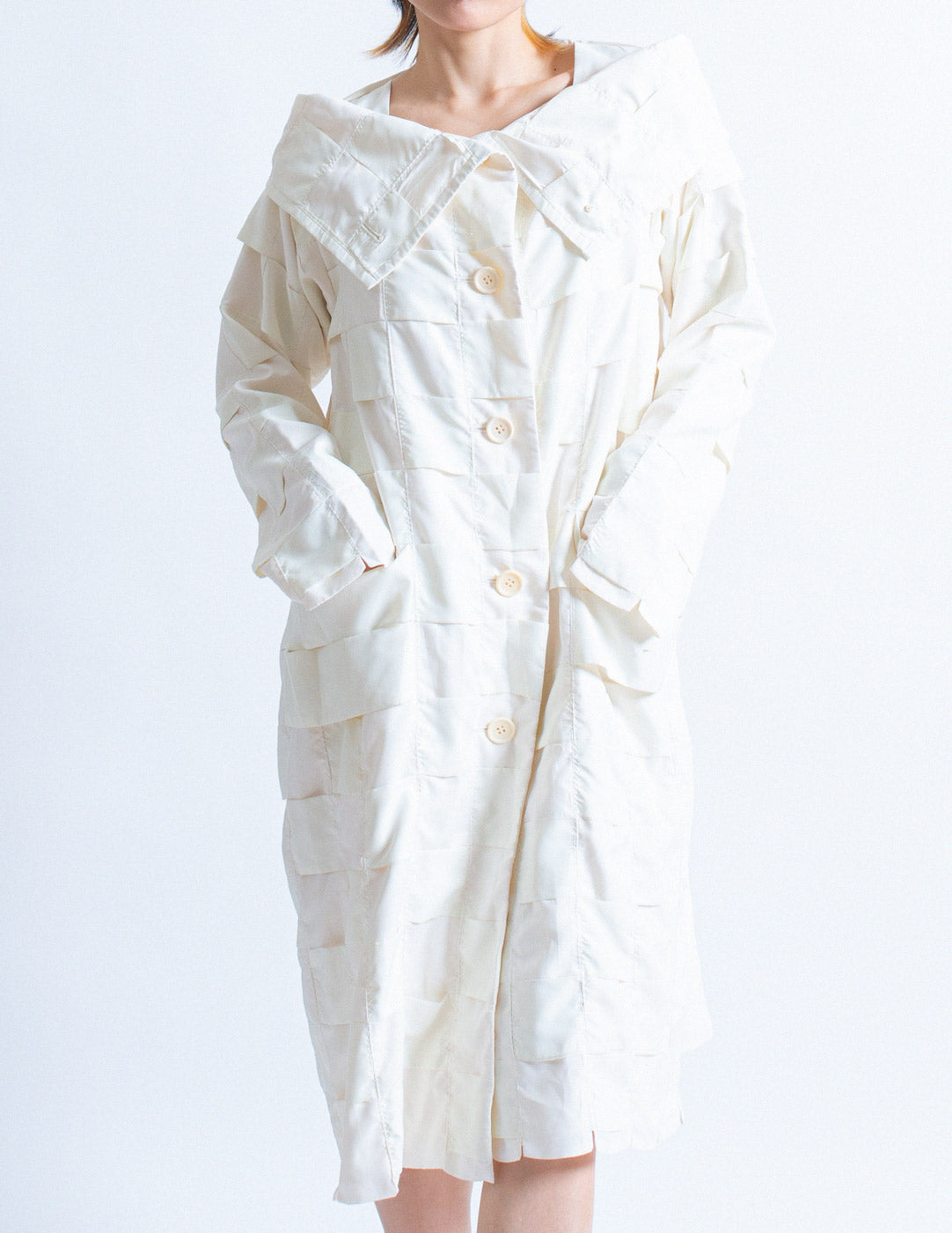 Issey Miyake cream woven spring jacket front detail