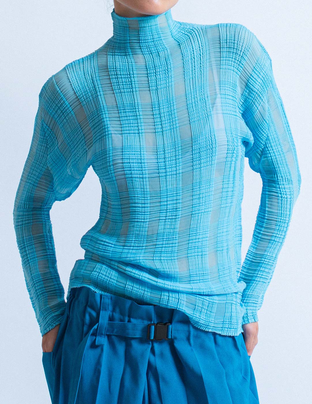 sheer blue waffle pleated long sleeves