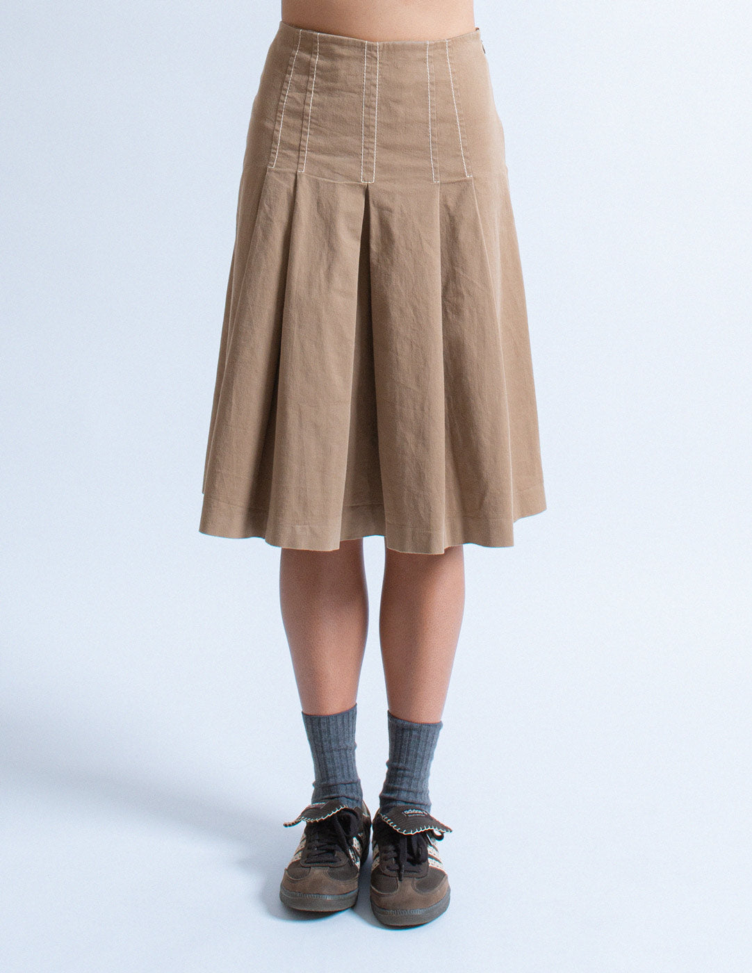 Prada khaki pleated cotton skirt front detail