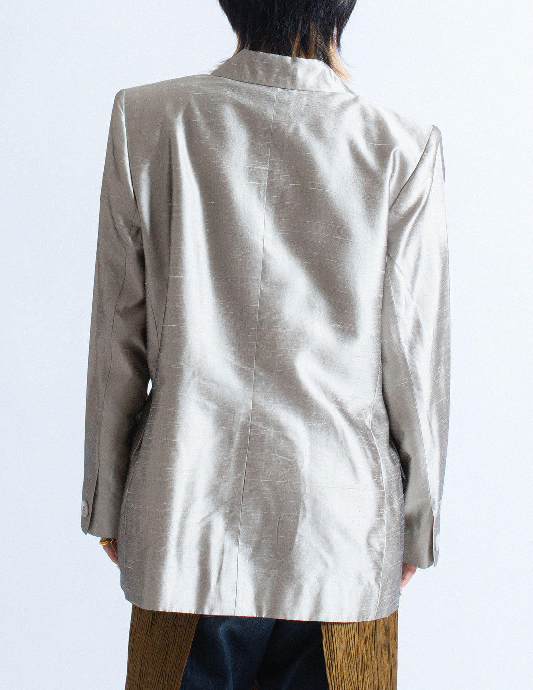 Yves Saint Laurent vintage sliver slik blazer back detail