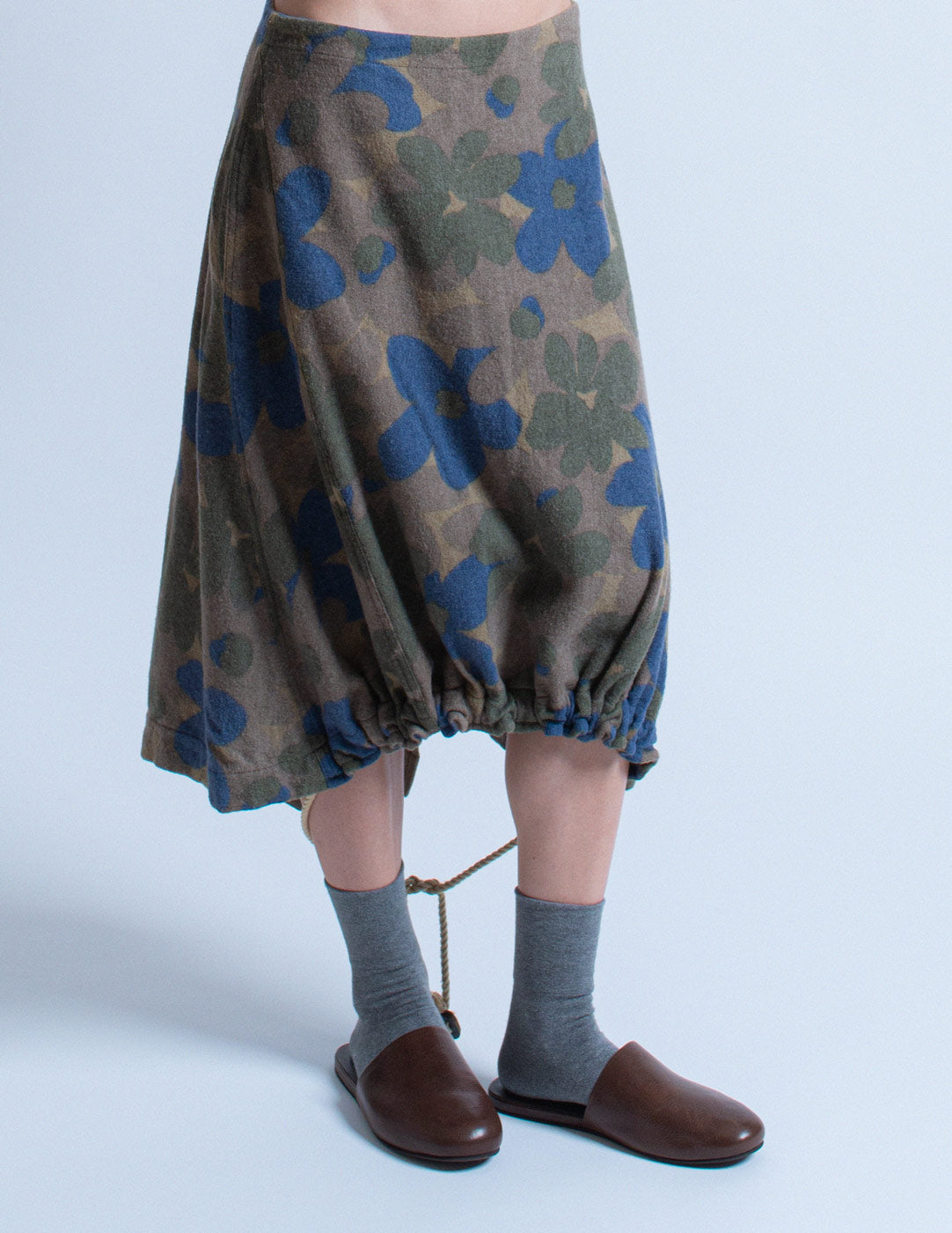 Yohji Yamamoto olive tone floral wool skirt side detail