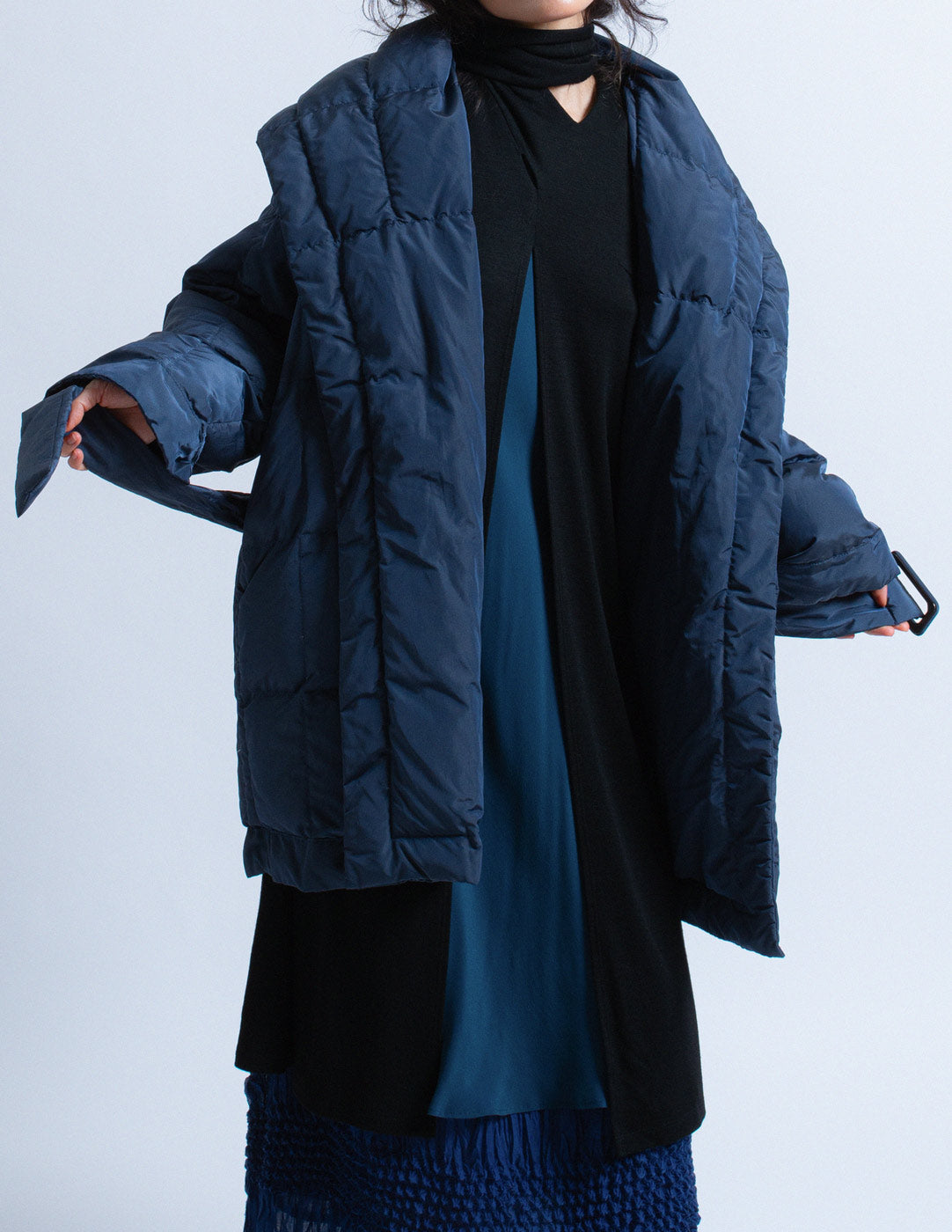 Romeo Gigli vintage navy quilt puffer with belt open detail