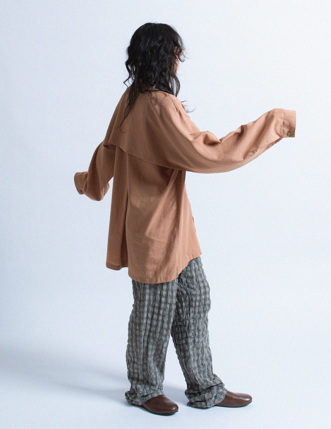 Issey Miyake taupe cotton blend shirt with back pleat back view