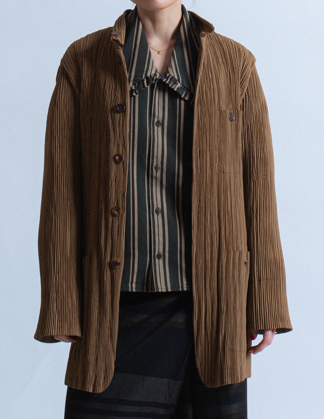 Issey Miyake vintage camel pleated long jacket detail