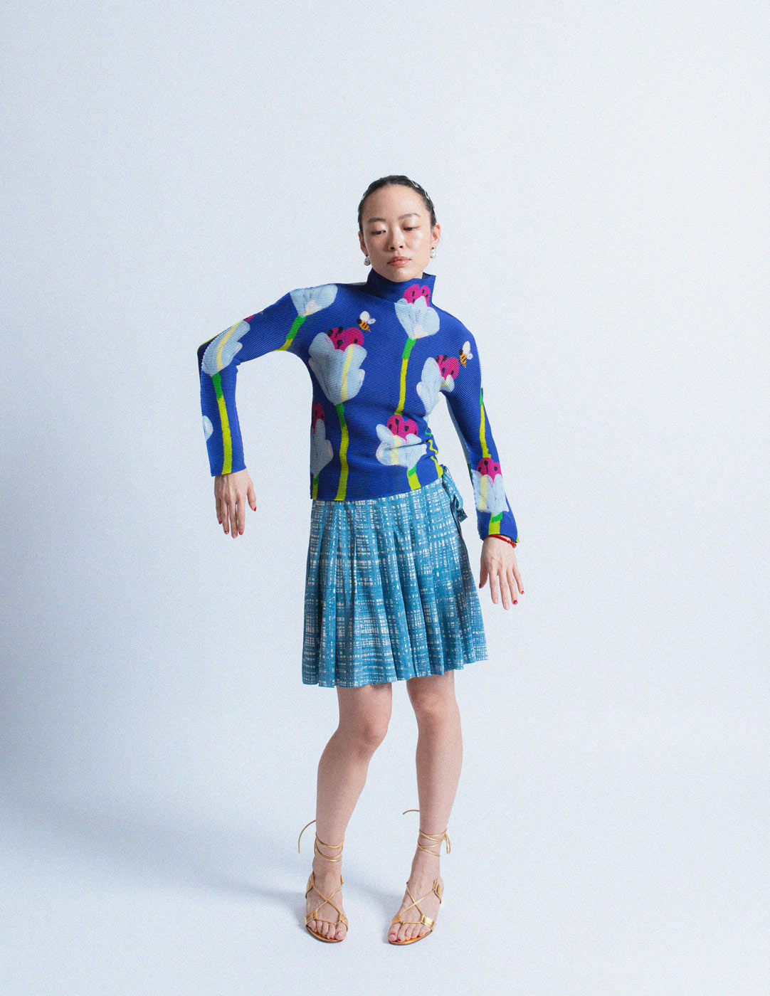 Issey Miyake tulips and bees pleated long sleeves