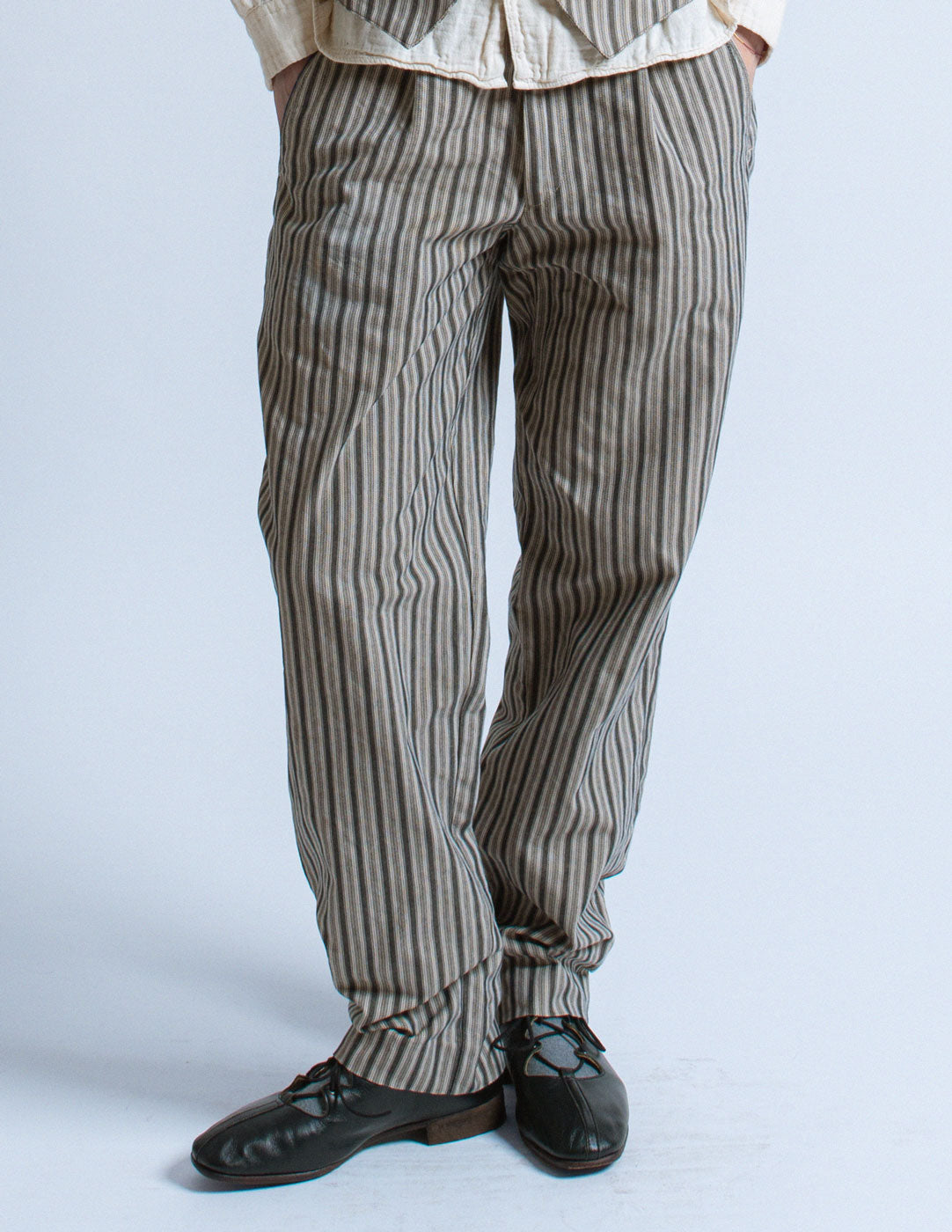 Romeo Gigli vintage gray striped cotton trousers front detail