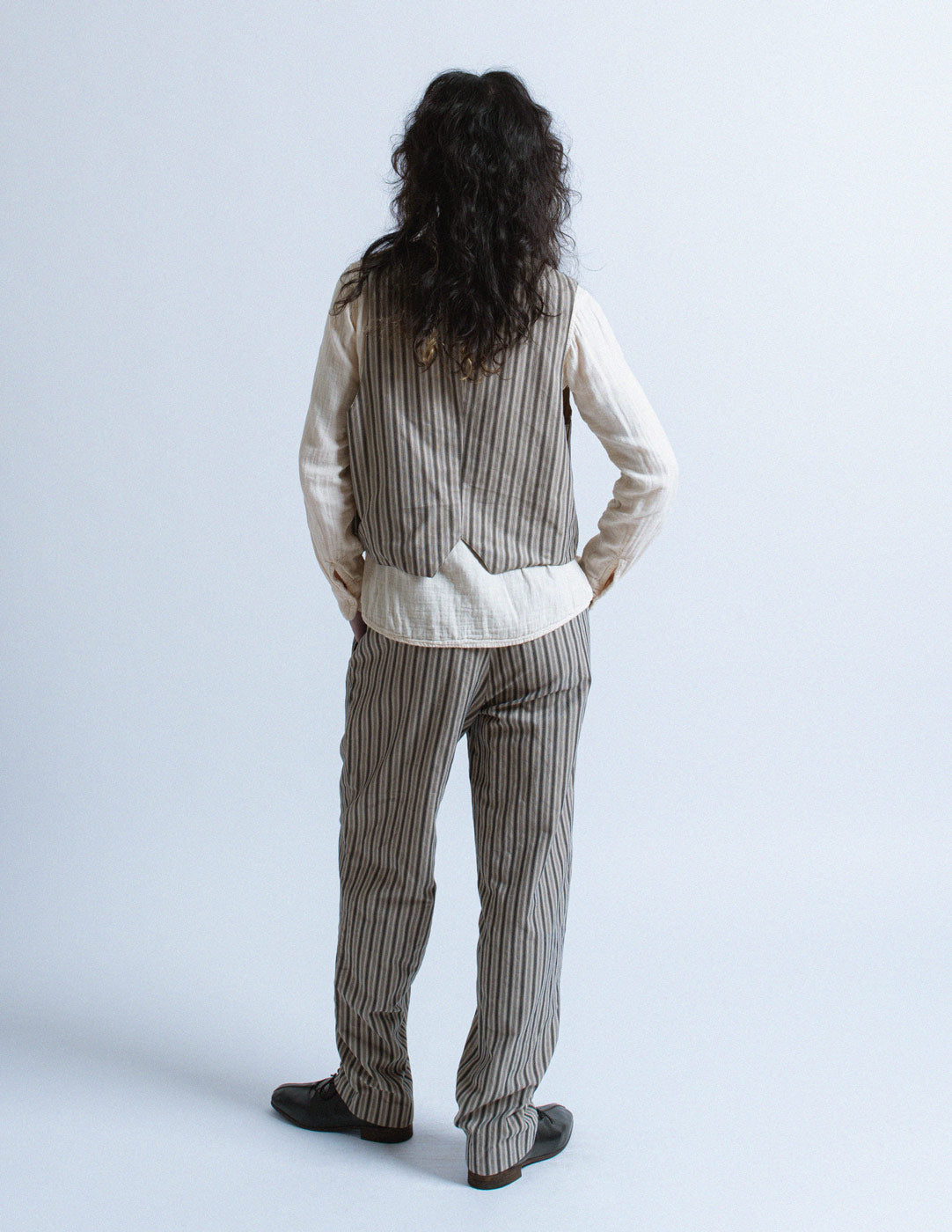 Romeo Gigli vintage gray striped cotton trousers back view