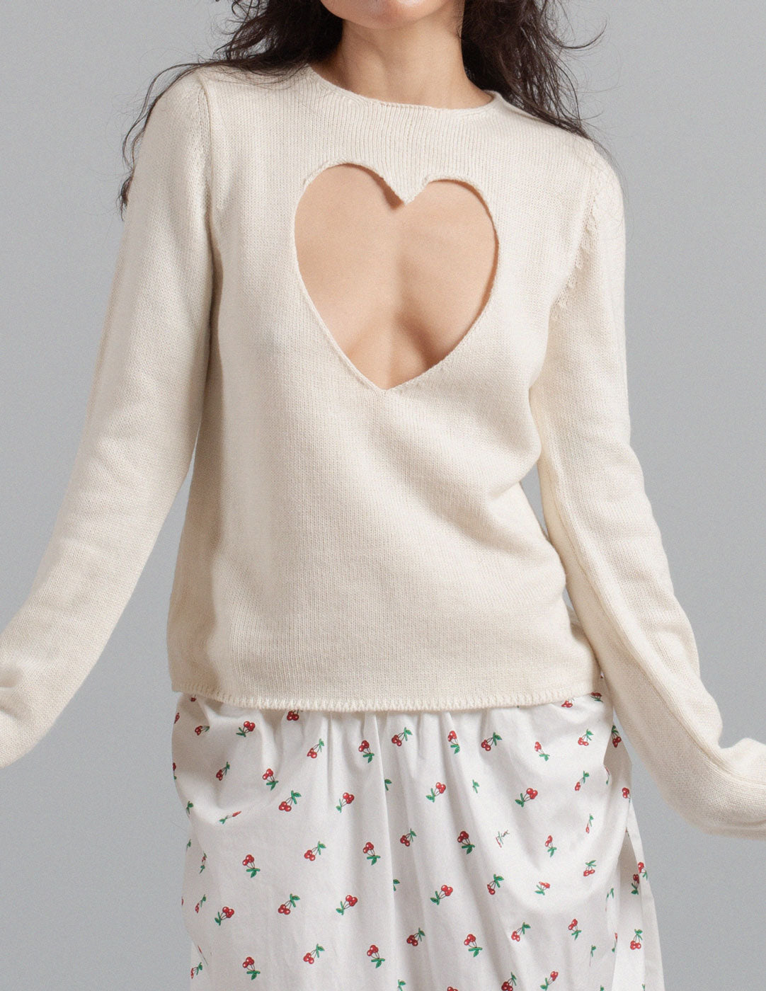 Comme des Garçons white open heart knit top front detail