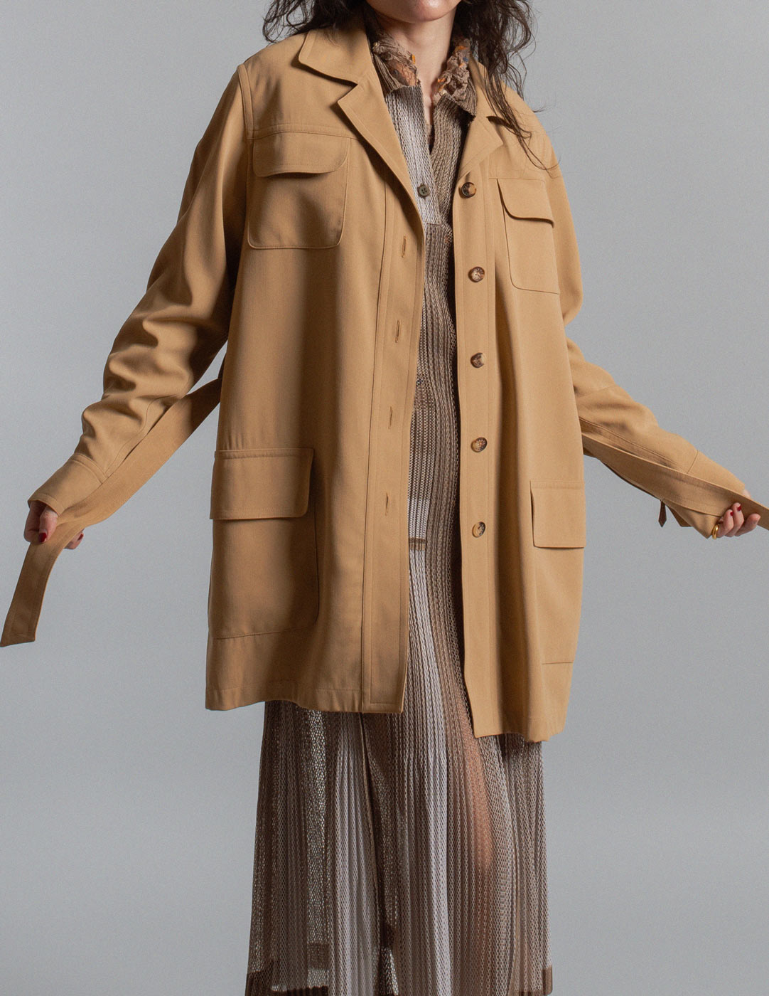 Hermès vintage camel wool safari jacket with belt open detail