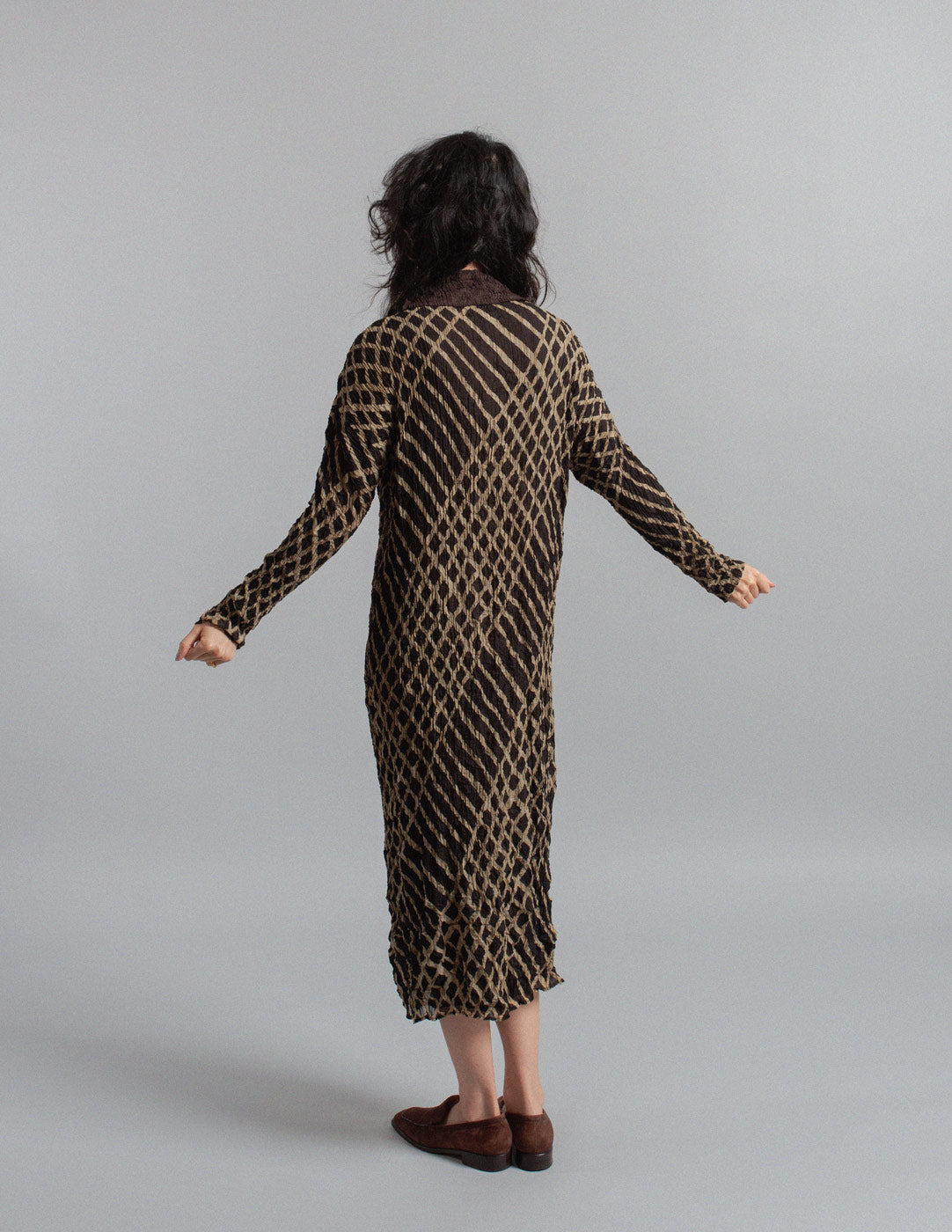 Issey Miyake vintage reversible geometric pattern crinkled dress back view