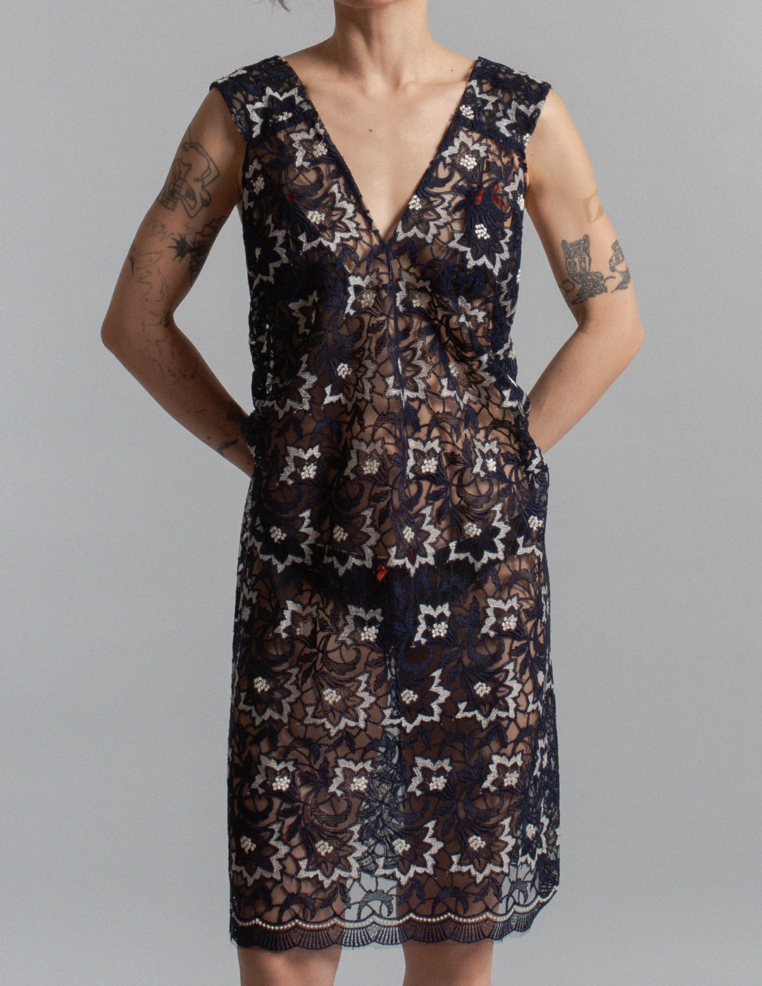 Junya Watanabe floral lace deep-v dress front detail