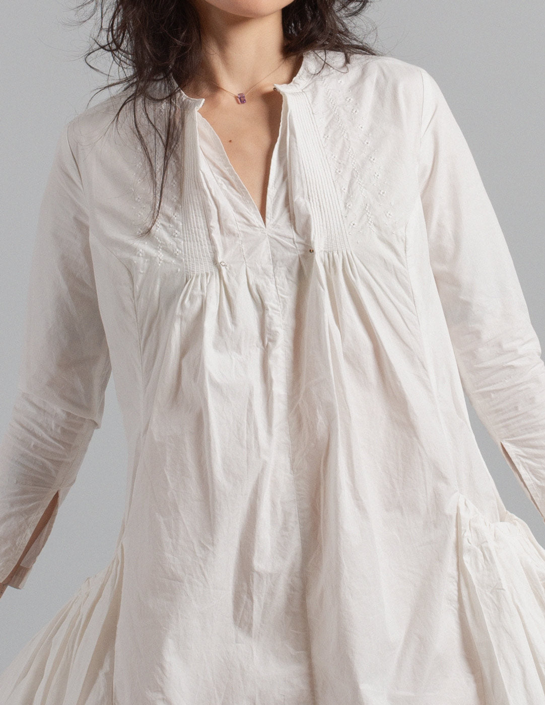 Kapital white cotton linen dress detail