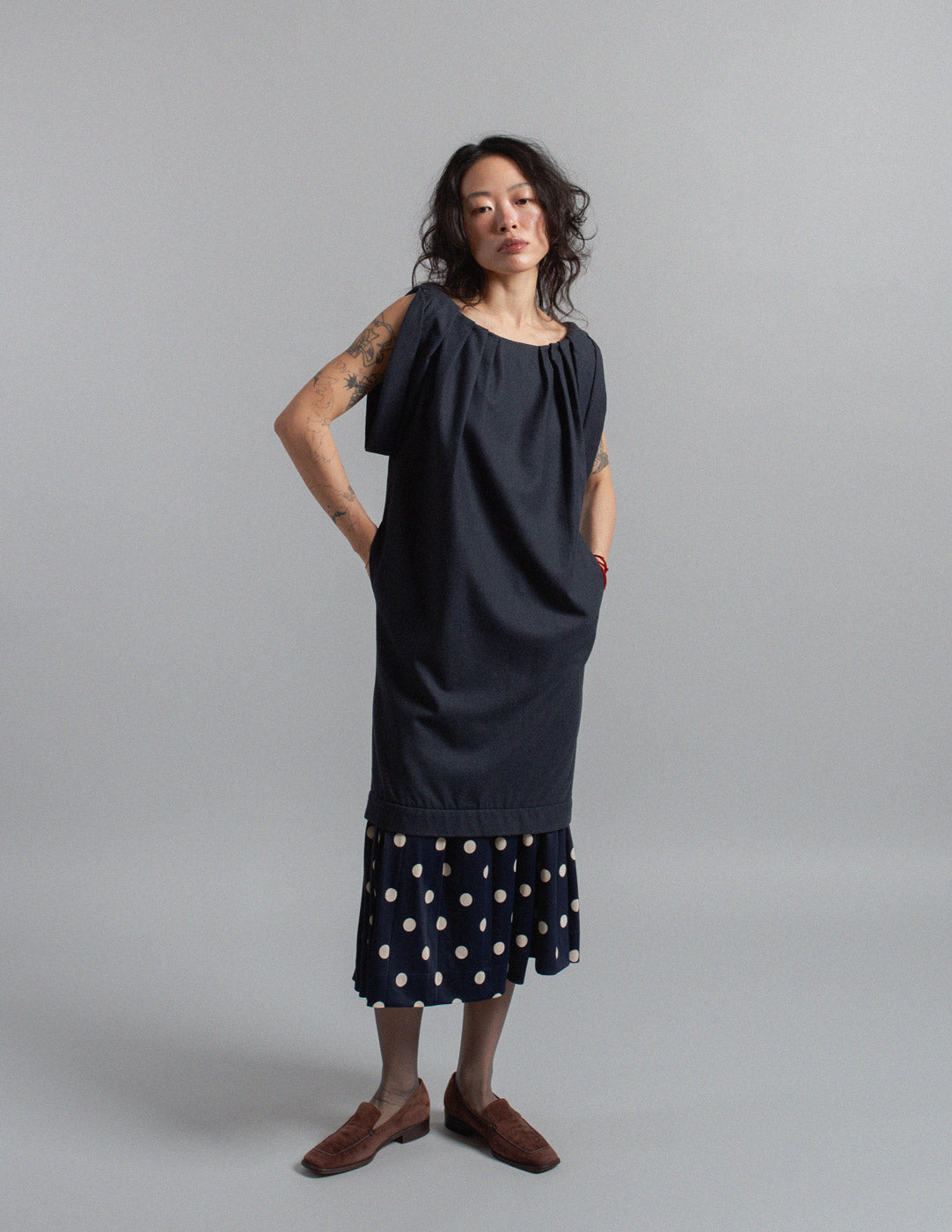 Comme des Garçons vintage navy polkadot pleated midi skirt