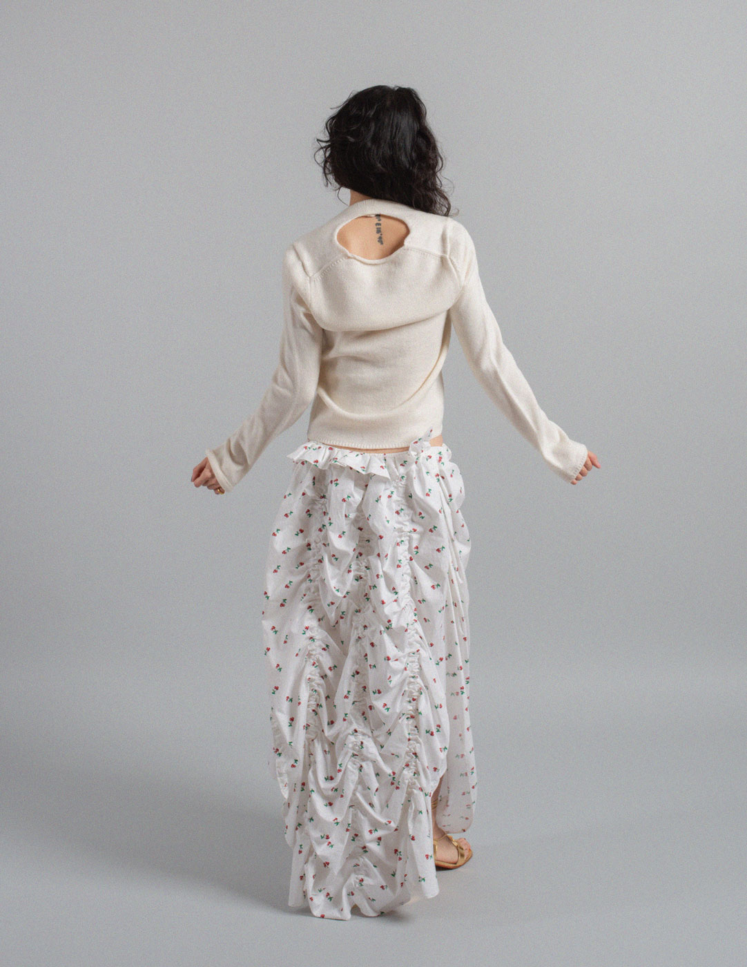 Comme des Garçons white open heart knit top back view