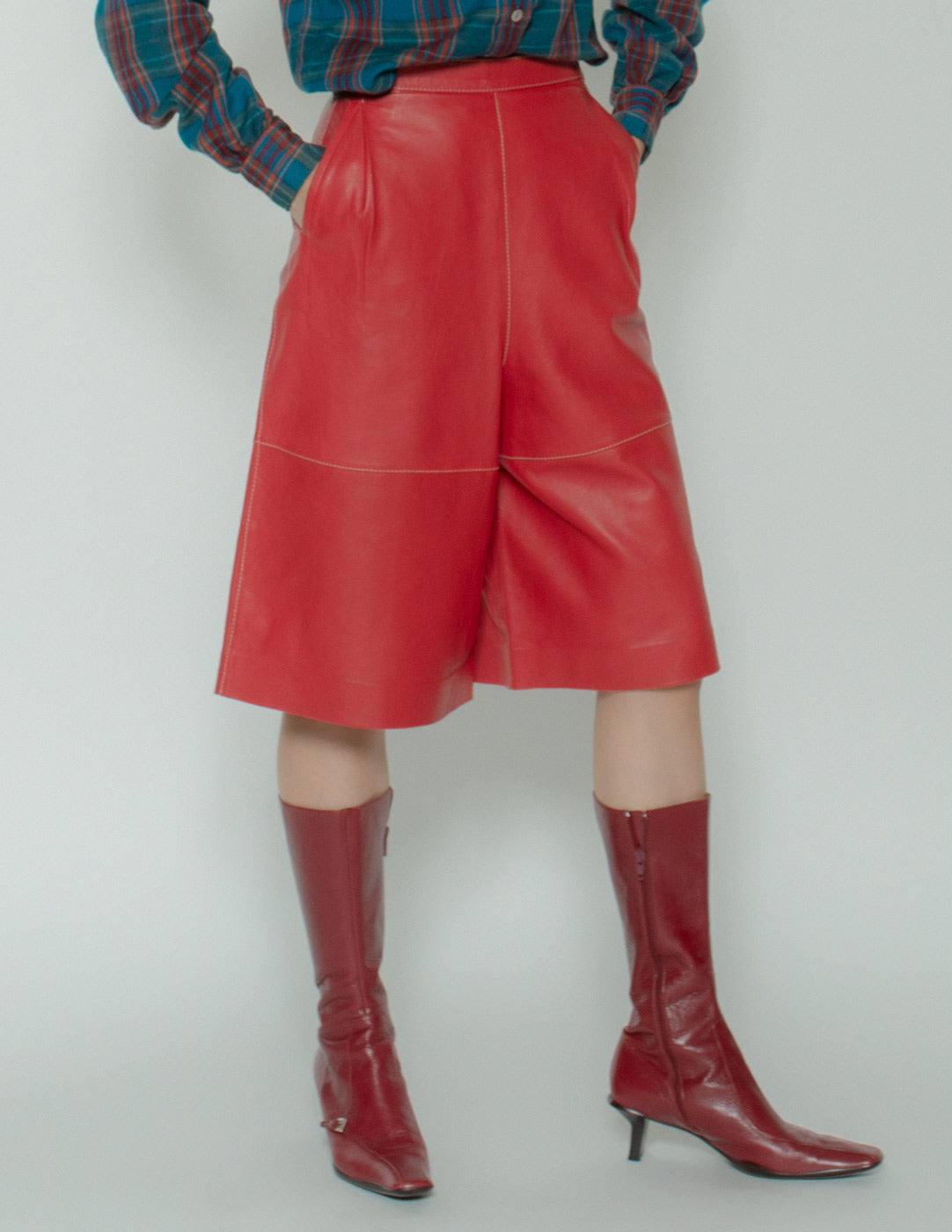 Gianfranco Ferré vintage red leather culottes detail