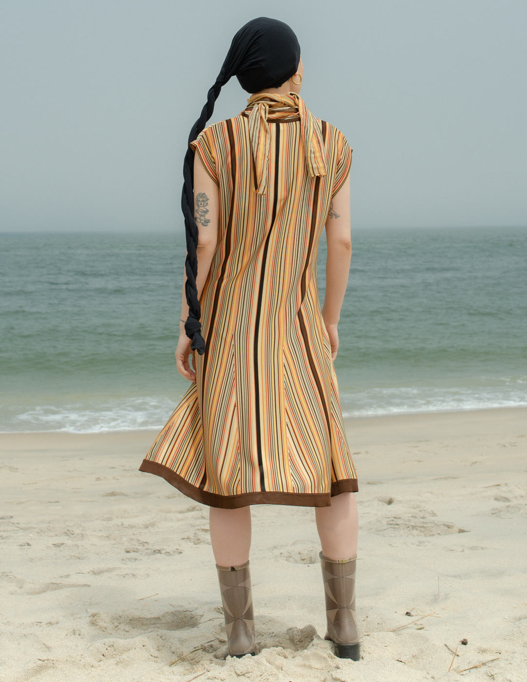 Hermès vintage striped v-neck dress back